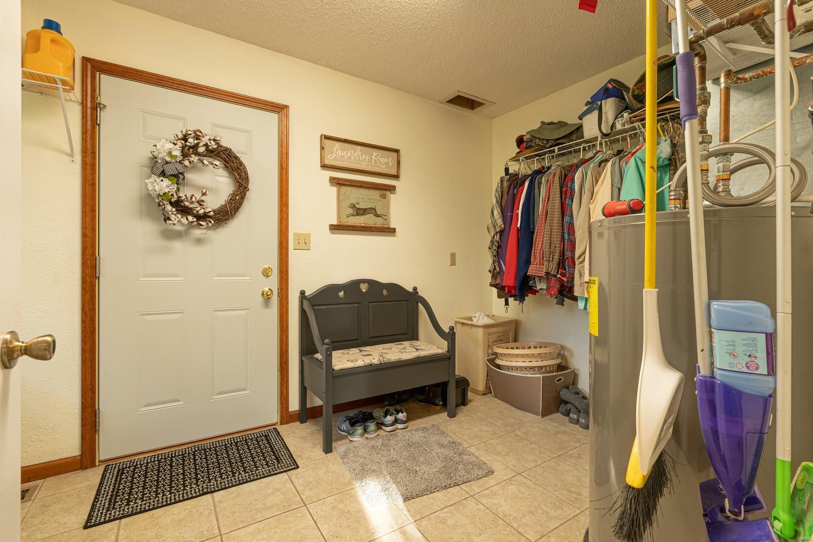 6017 Willow Spring Road Marion, IL 62959 - Photo 16 of 47 Gallery Image 16