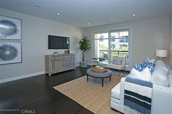 $6,500 | 511 Caruso Avenue, Glendale, CA 91210