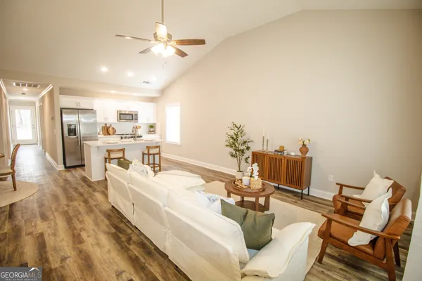 $1,700 | 101 Woodsedge Drive, Unit A, Brooklet, GA 30415