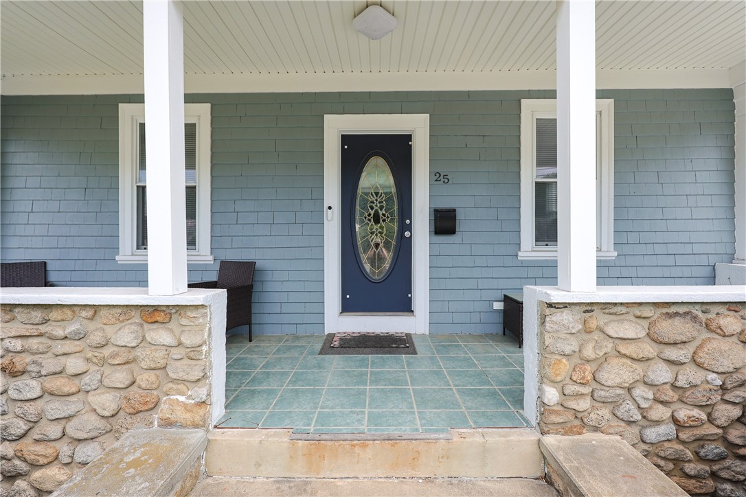 25 George Waterman Road Johnston, RI 02919 - Photo 3 of 49