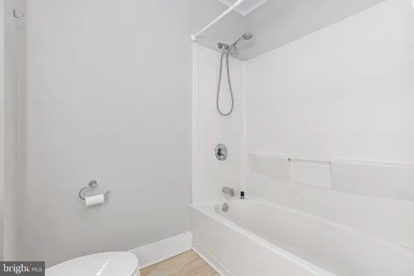 $2,000 | 407 Hawke Street, Fredericksburg, VA 22401