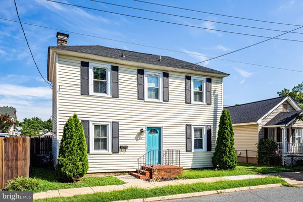 $2,000 | 407 Hawke Street, Fredericksburg, VA 22401