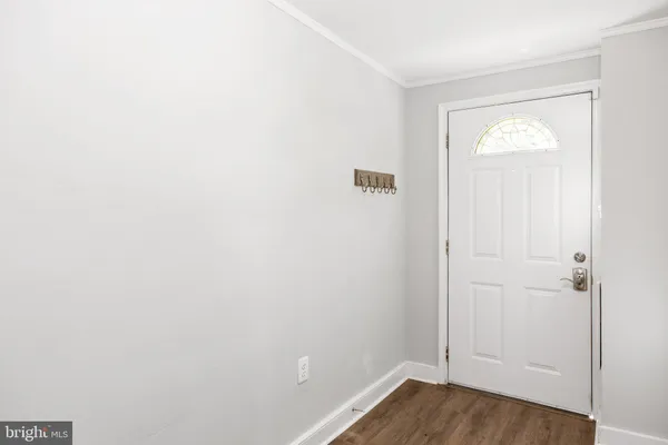 $2,000 | 407 Hawke Street, Fredericksburg, VA 22401