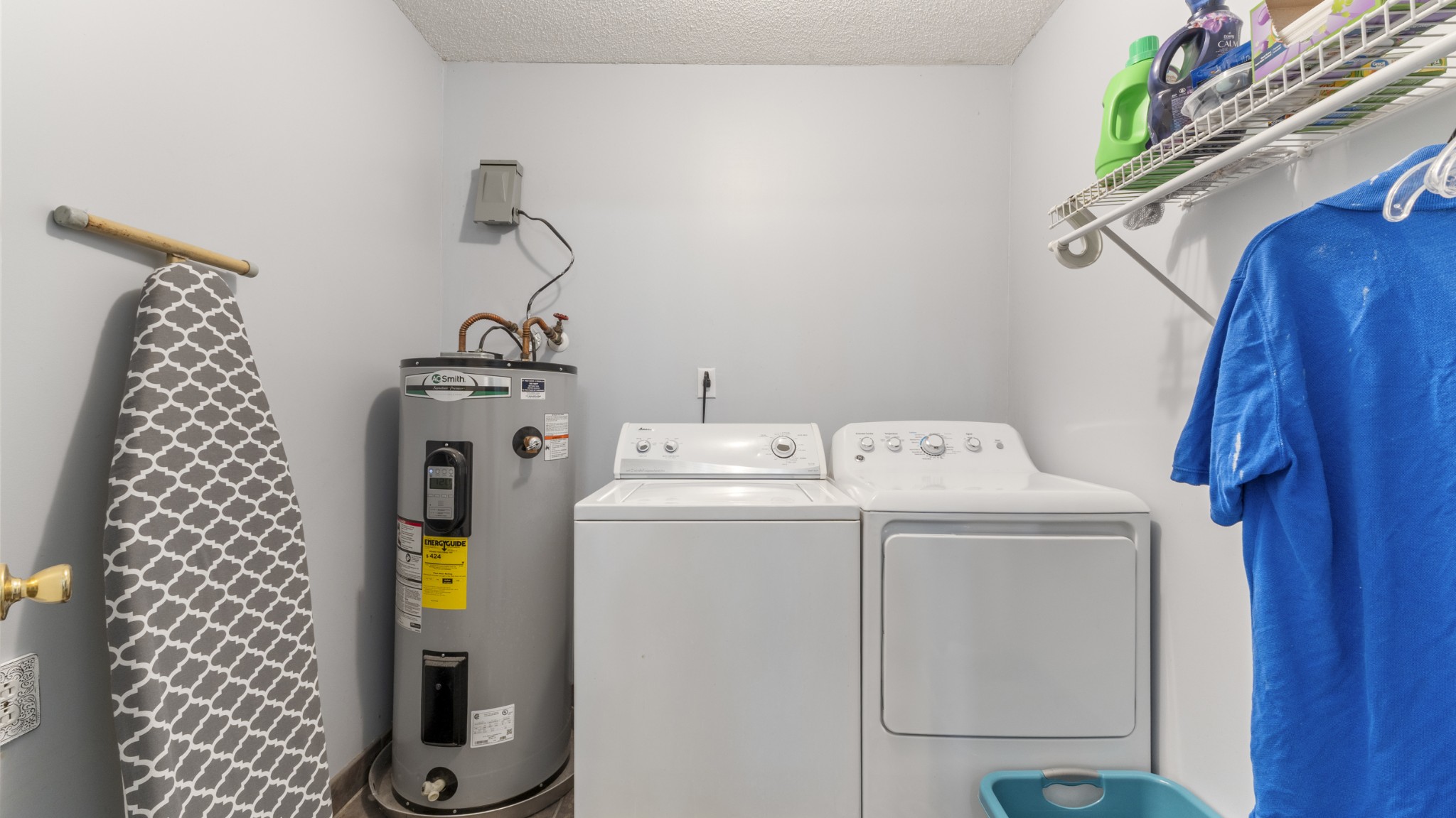 7 Scott Orchard Road Taft, TN 38488 - Photo 37 of 50 a utility room with dryer and washer
