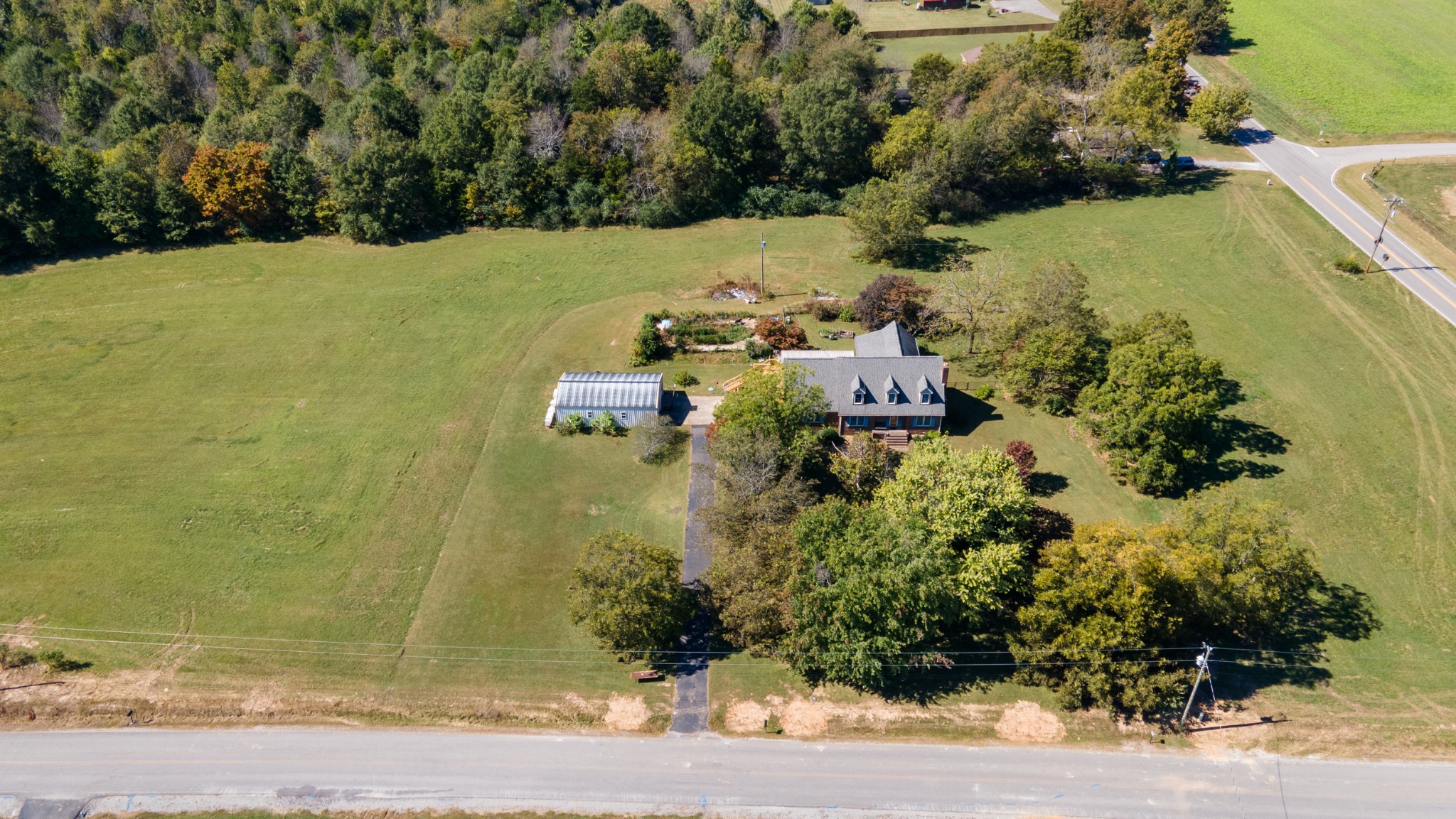 7 Scott Orchard Road Taft, TN 38488 - Photo 45 of 50 an aerial view of a house with a yard