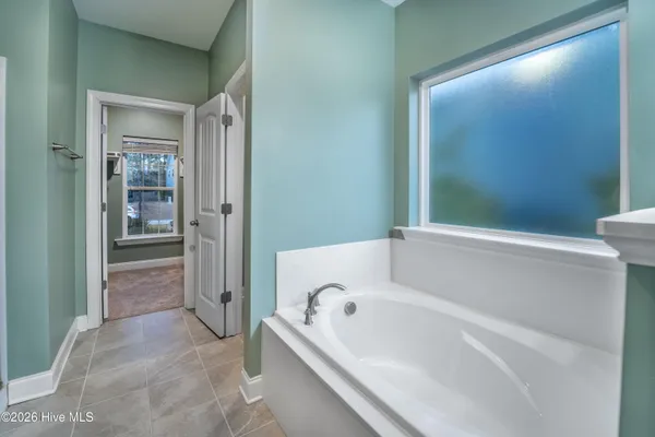 $509,900 | 505 West Red Head Circle, Sneads Ferry, NC 28460