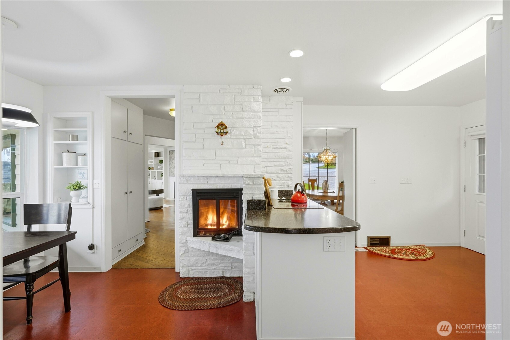 456 View Ridge Drive Everett, WA 98203 - Photo 21 of 40 a room with furniture and a fireplace