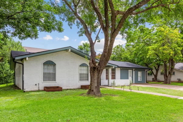 $2,195 | 201 Fairlane Drive, Round Rock, TX 78664