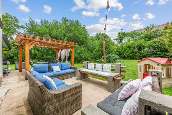 $2,195 | 201 Fairlane Drive, Round Rock, TX 78664
