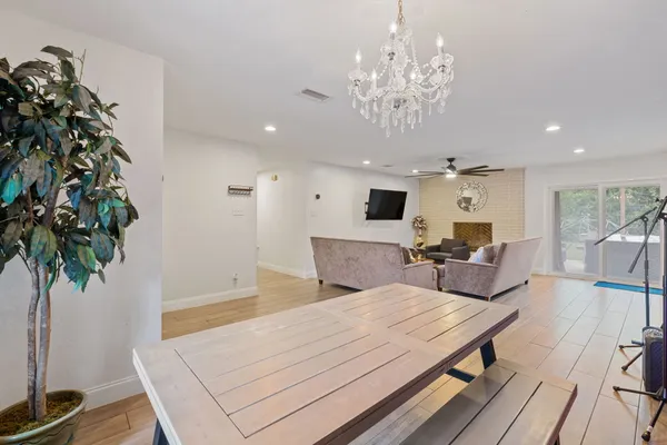 $2,195 | 201 Fairlane Drive, Round Rock, TX 78664