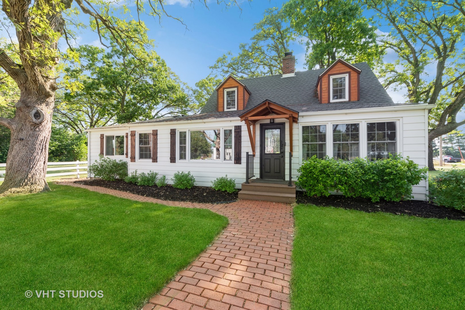 W670 North Bloomfield Road Genoa City, WI 53128 - Photo 3 of 41