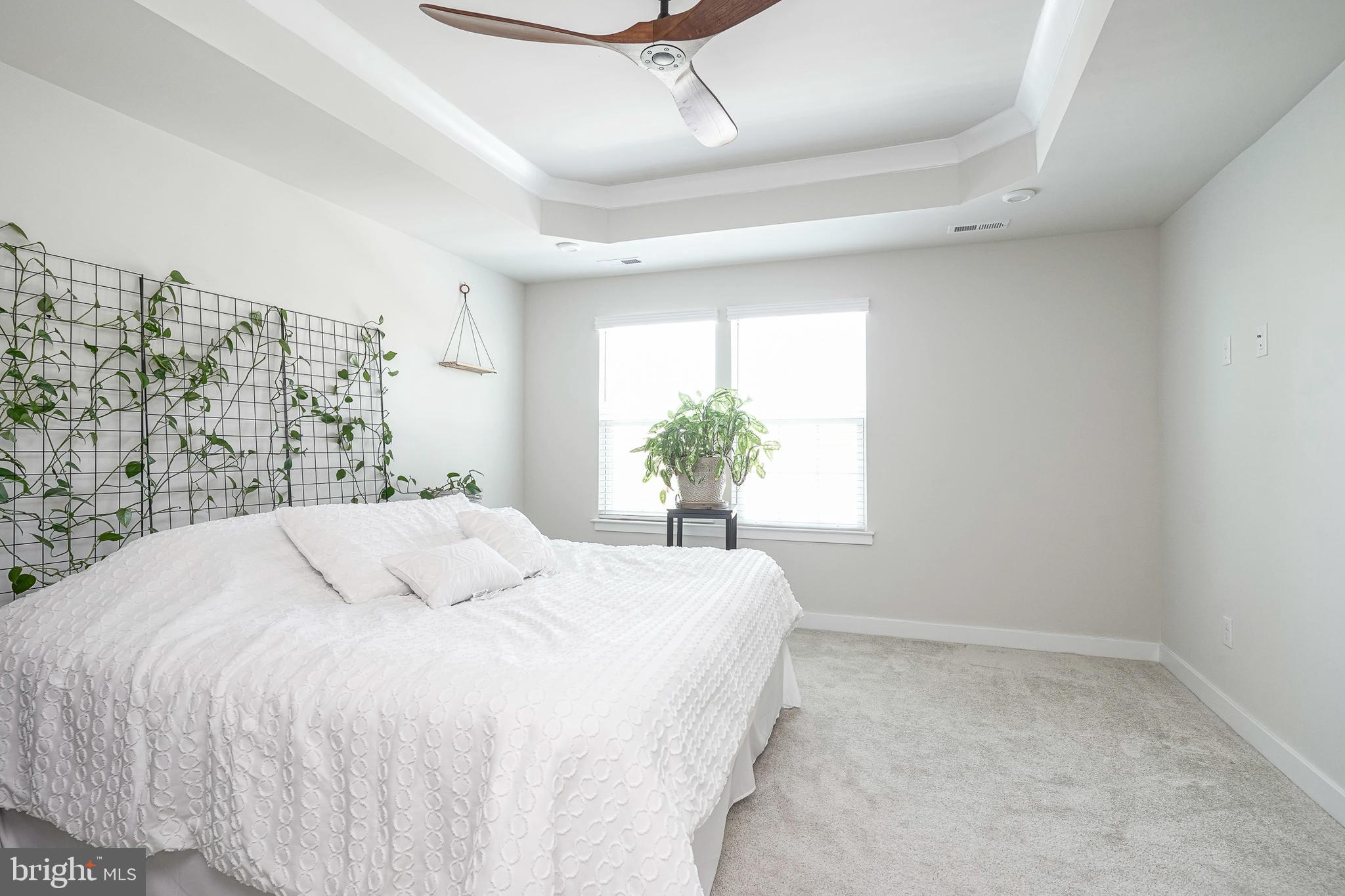 188 Freedom Way Sicklerville, NJ 08081 - Photo 14 of 32 a bedroom with a bed and a window