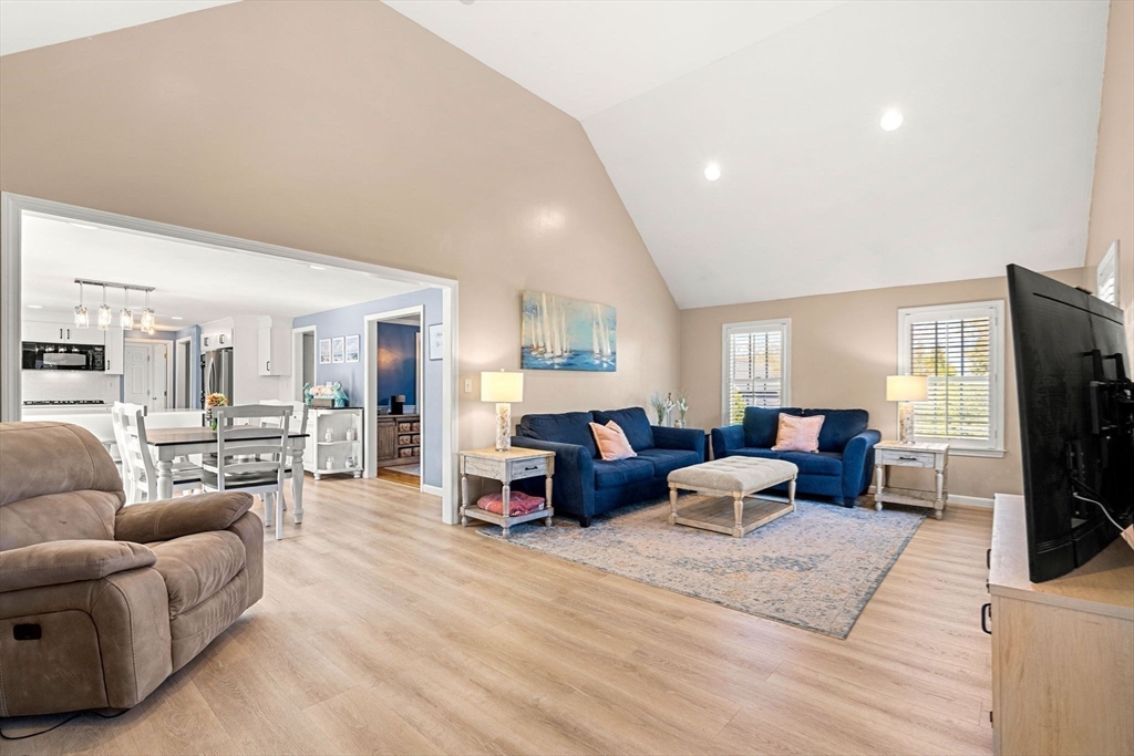 270 Morgan Road Whitinsville, MA 01588 - Photo 10 of 42 Gallery Image 10