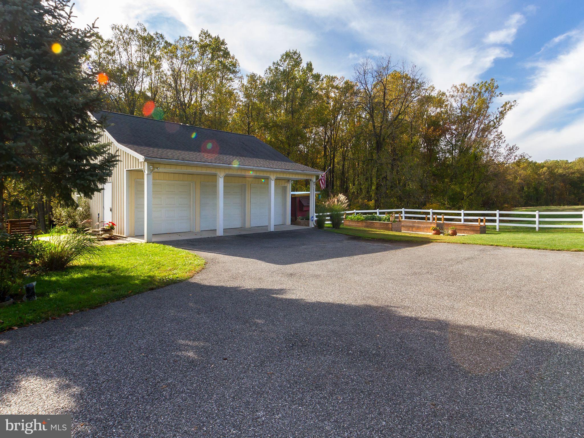 17122 Troyer Road Monkton, MD 21111 - Photo 14 of 30 Detached garage, chicken coop, raised garden beds