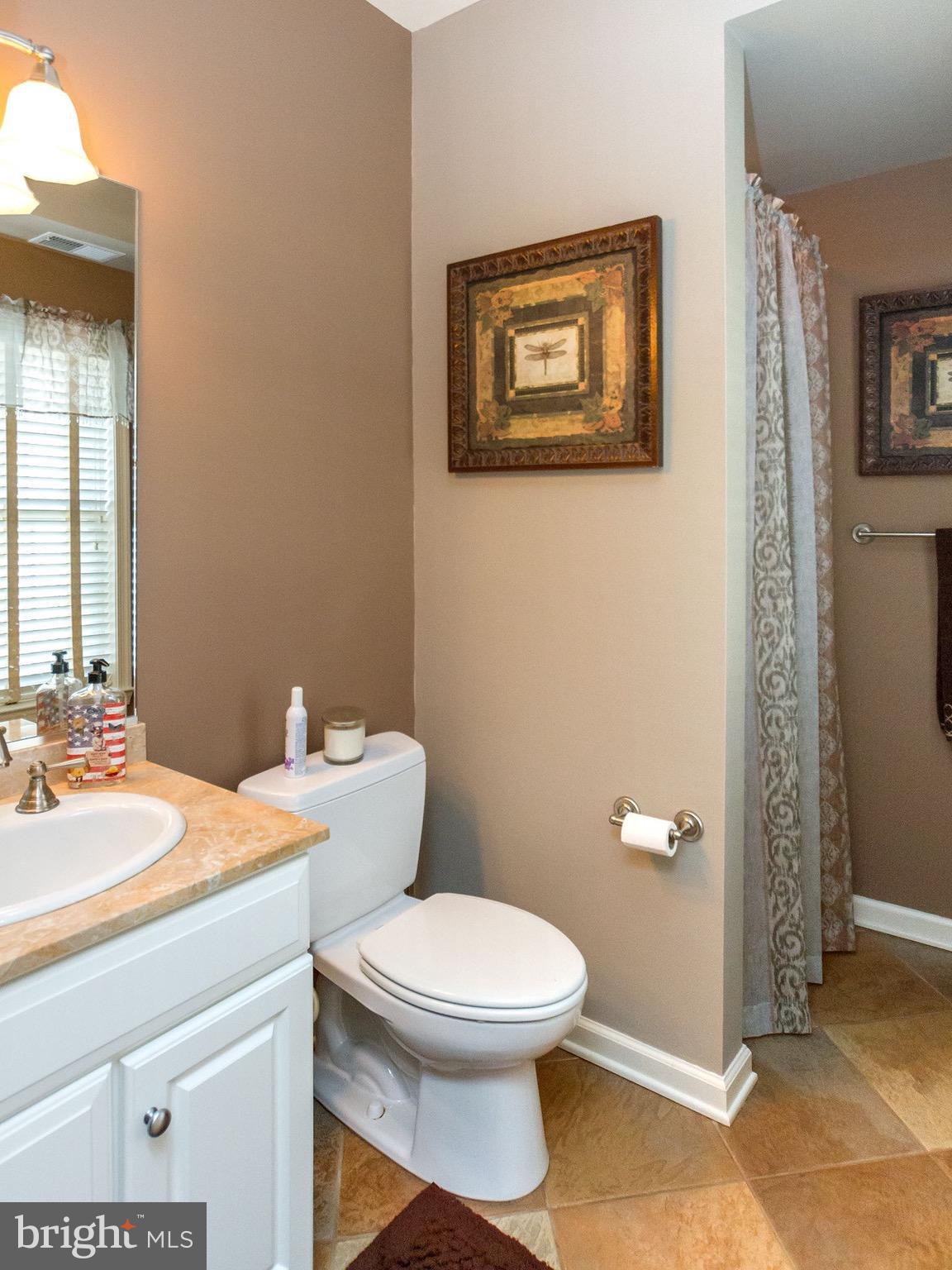 17122 Troyer Road Monkton, MD 21111 - Photo 22 of 30 Main level full bath