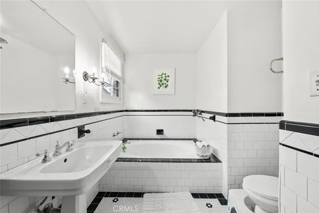 $6,500 | 1500 Thompson Avenue, Glendale, CA 91201