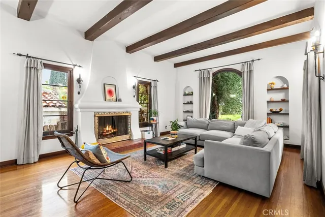 $6,500 | 1500 Thompson Avenue, Glendale, CA 91201