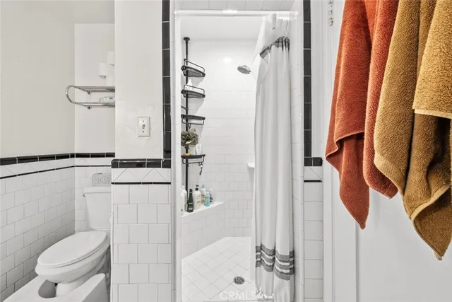 $6,500 | 1500 Thompson Avenue, Glendale, CA 91201