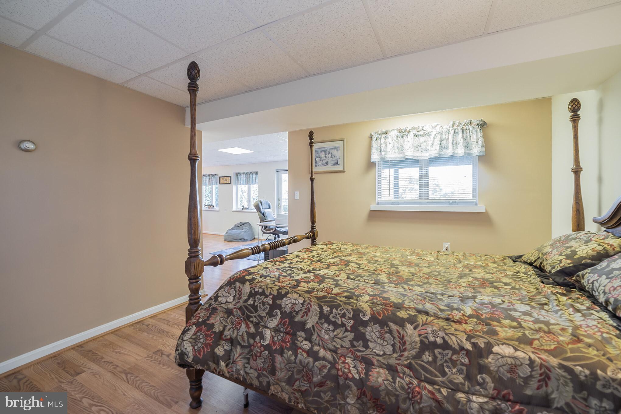 811 Cedar Grove Road Baltimore, MD 21221 - Photo 14 of 40