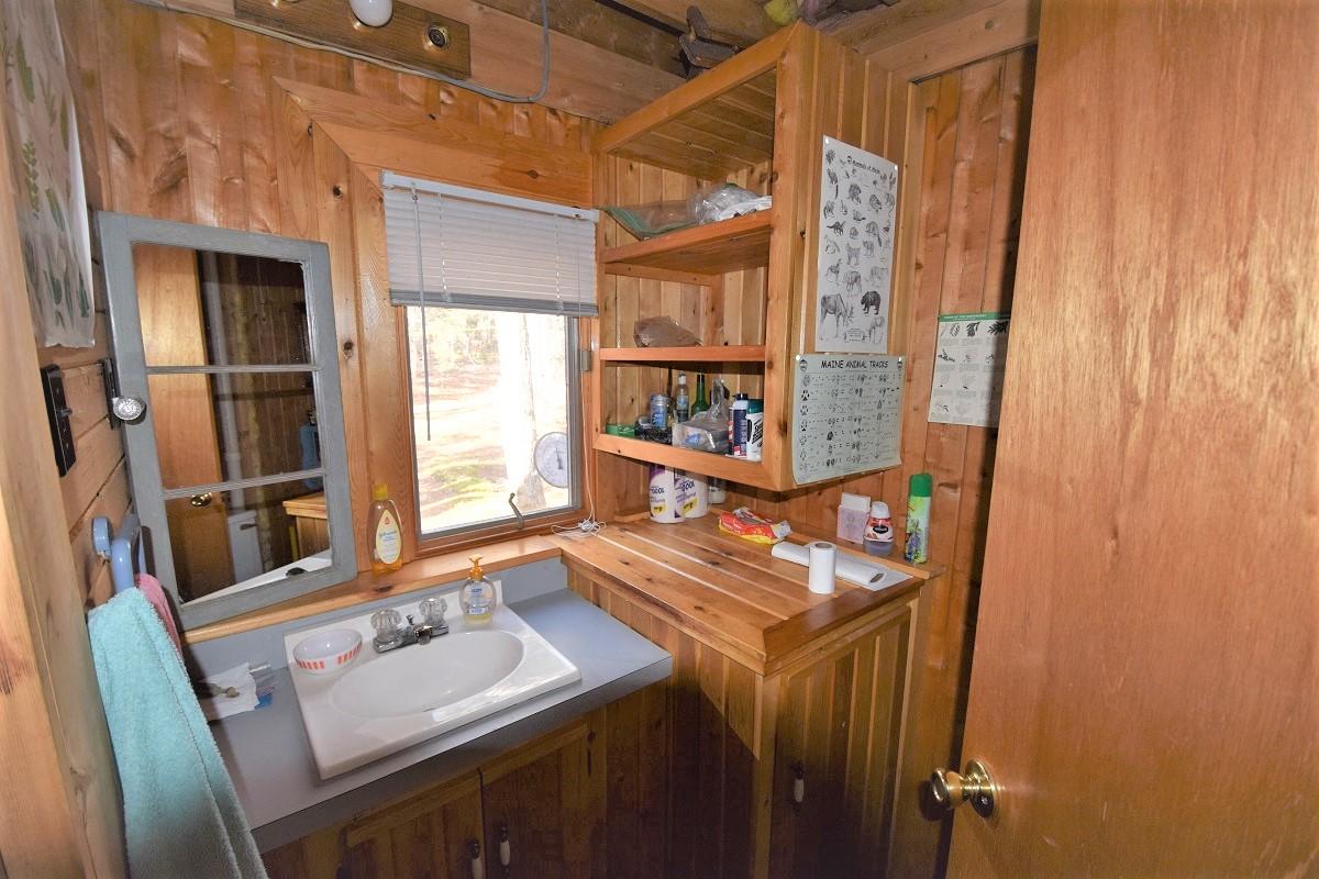 666 NORTH Rd Mount Mount Chase, ME 04765 - Photo 20 of 30 Bathroom...