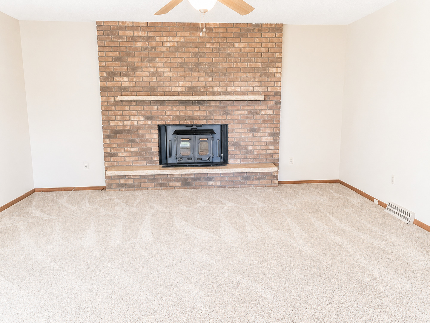 2104 Melvin Road Rock Falls, IL 61071 - Photo 8 of 20