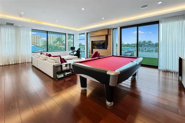 $14,700,000 | 10 Pelican Drive, Fort Lauderdale, FL 33301