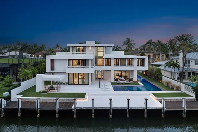 $14,700,000 | 10 Pelican Drive, Fort Lauderdale, FL 33301