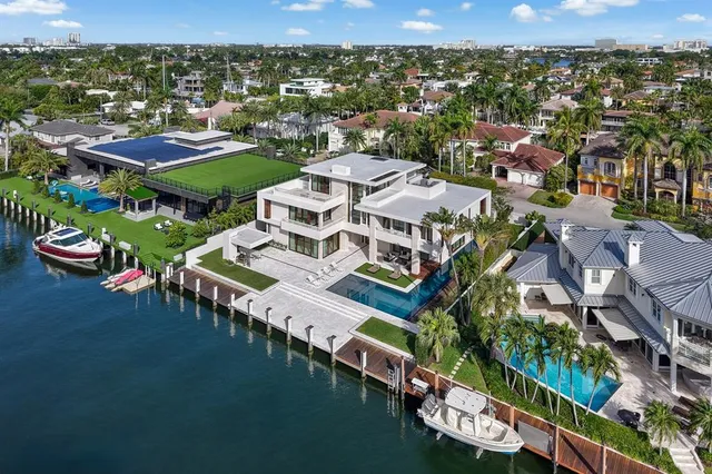 $14,700,000 | 10 Pelican Drive, Fort Lauderdale, FL 33301