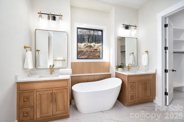 $1,200,000 | 48 Carden Drive, Weaverville, NC 28787