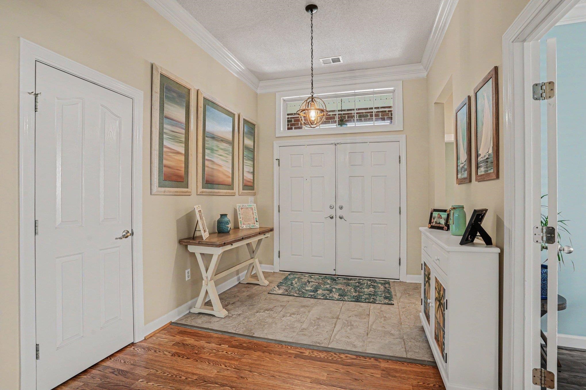 9835 Winchester Court Murrells Inlet, SC 29576 - Photo 4 of 41