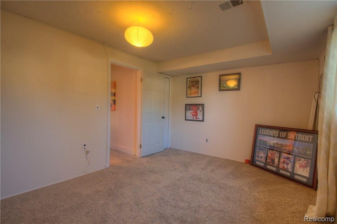 43071 Hanford Road Canton, MI 48187 - Photo 44 of 58 930A0971_2_3.jpg