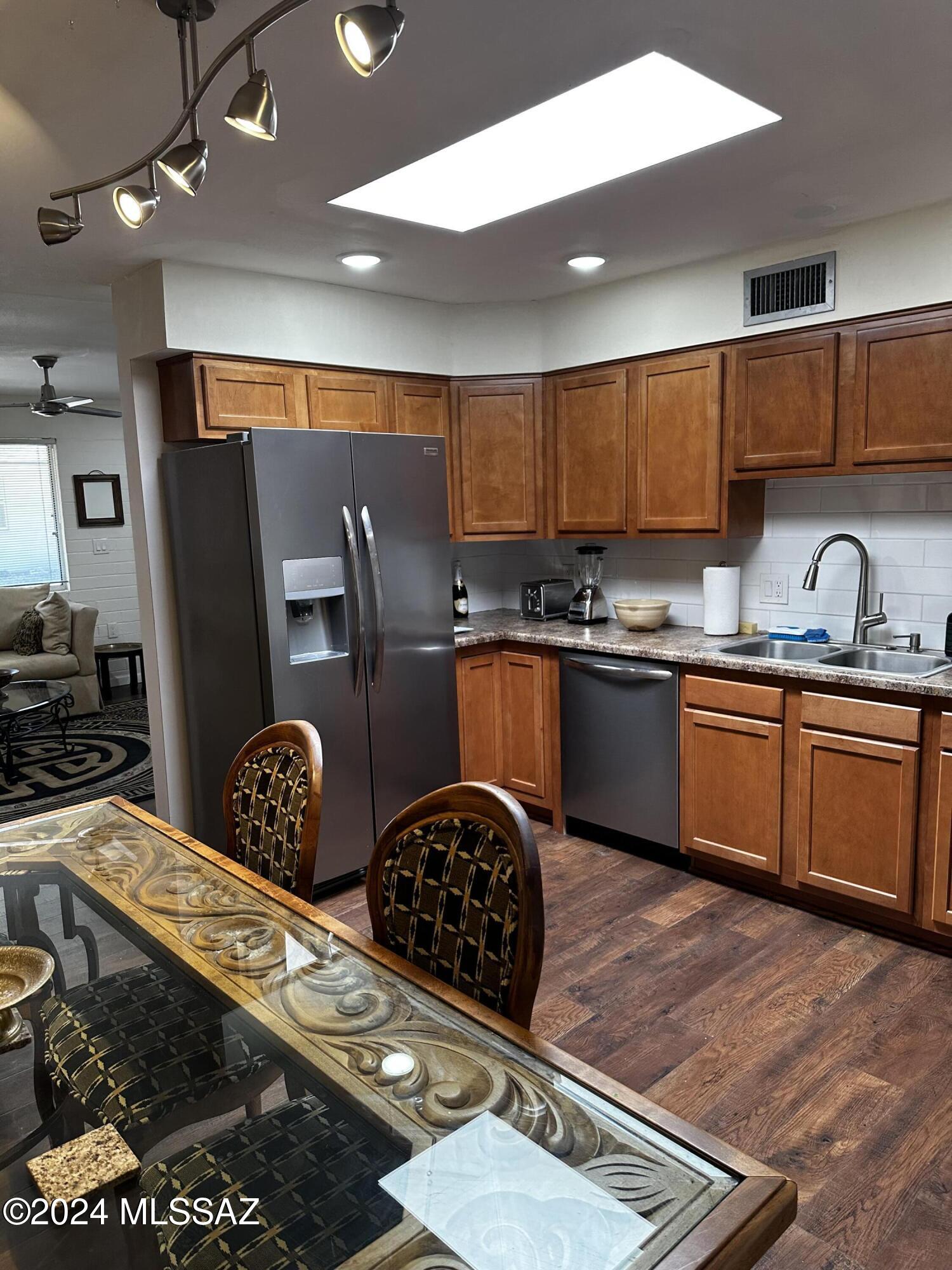 378 North Silverbell Road Tucson, AZ 85745 - Photo 12 of 40 Gallery Image 12