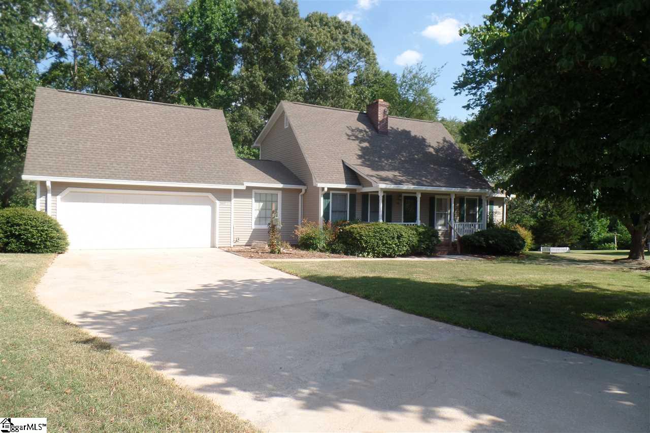 1005 Colleton Court Easley, SC 29642 - Photo 1 of 31 Gallery Image 1