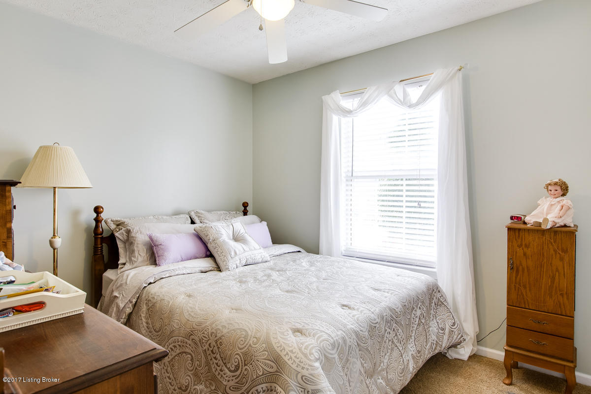 9606 Brooks Bend Road Louisville, KY 40258 - Photo 23 of 43 9606 Brooks Bend Rd-25