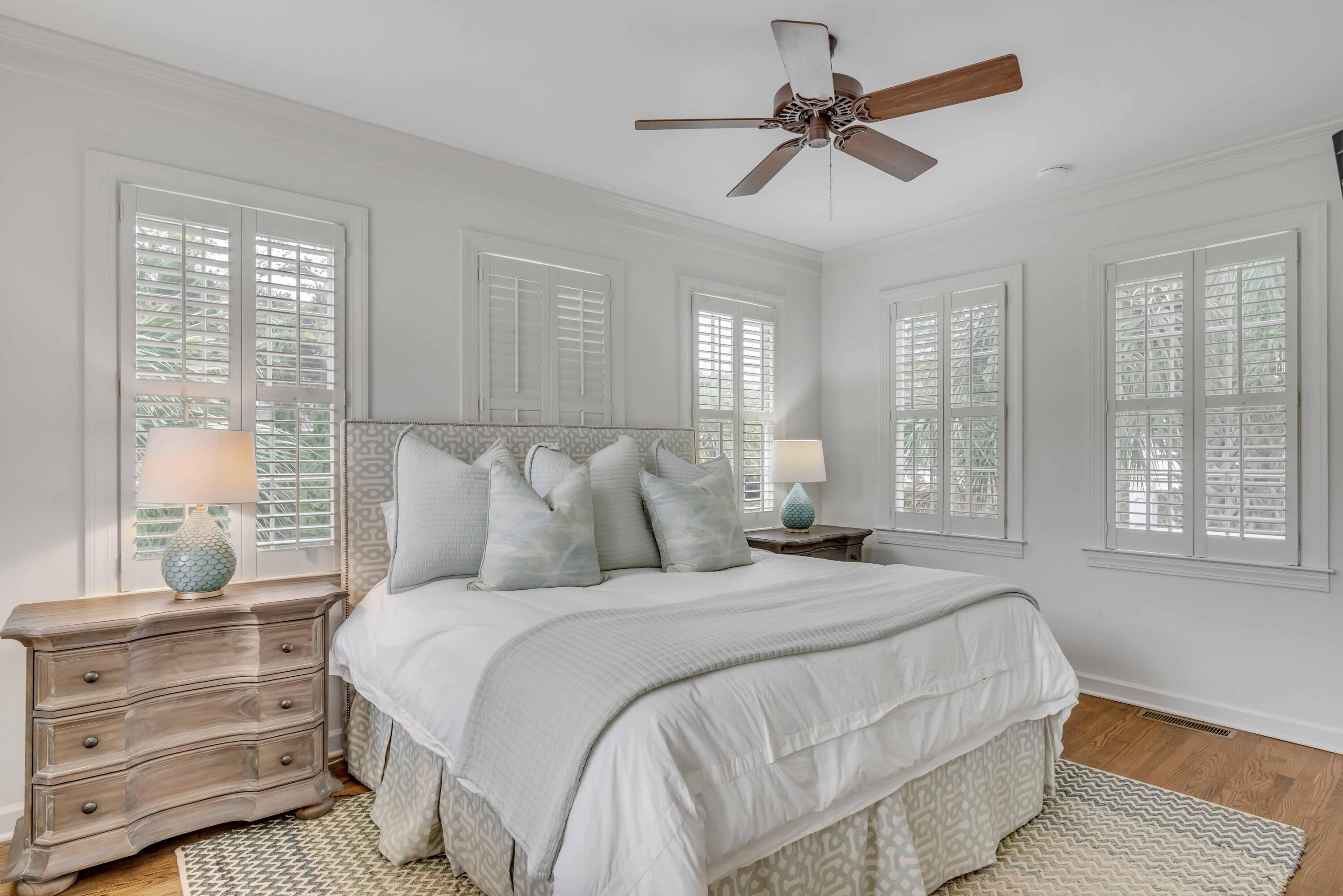 20 Murray Boulevard Charleston, SC 29401 - Photo 15 of 42 Primary Bedroom Suite