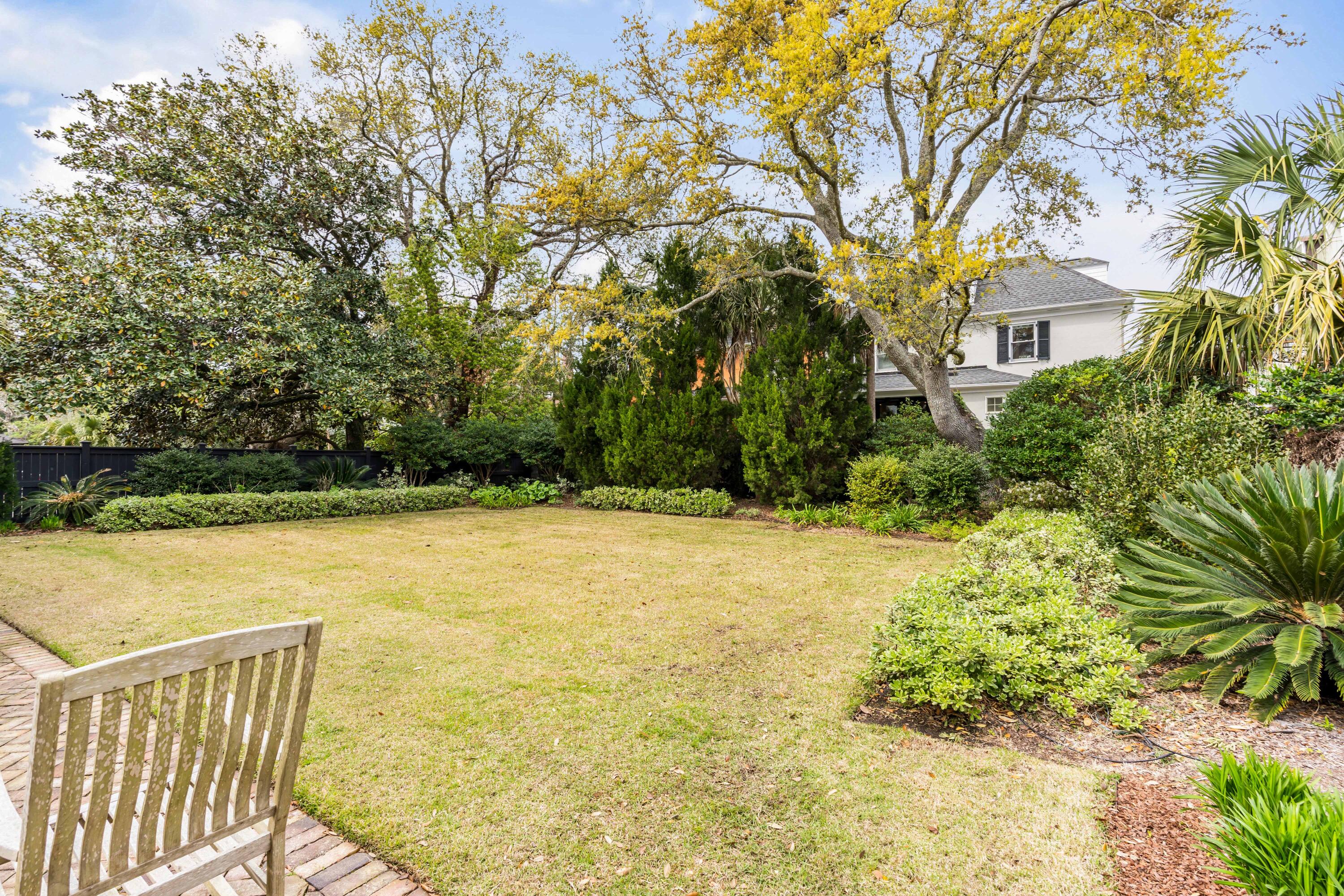 20 Murray Boulevard Charleston, SC 29401 - Photo 32 of 42 Backyard