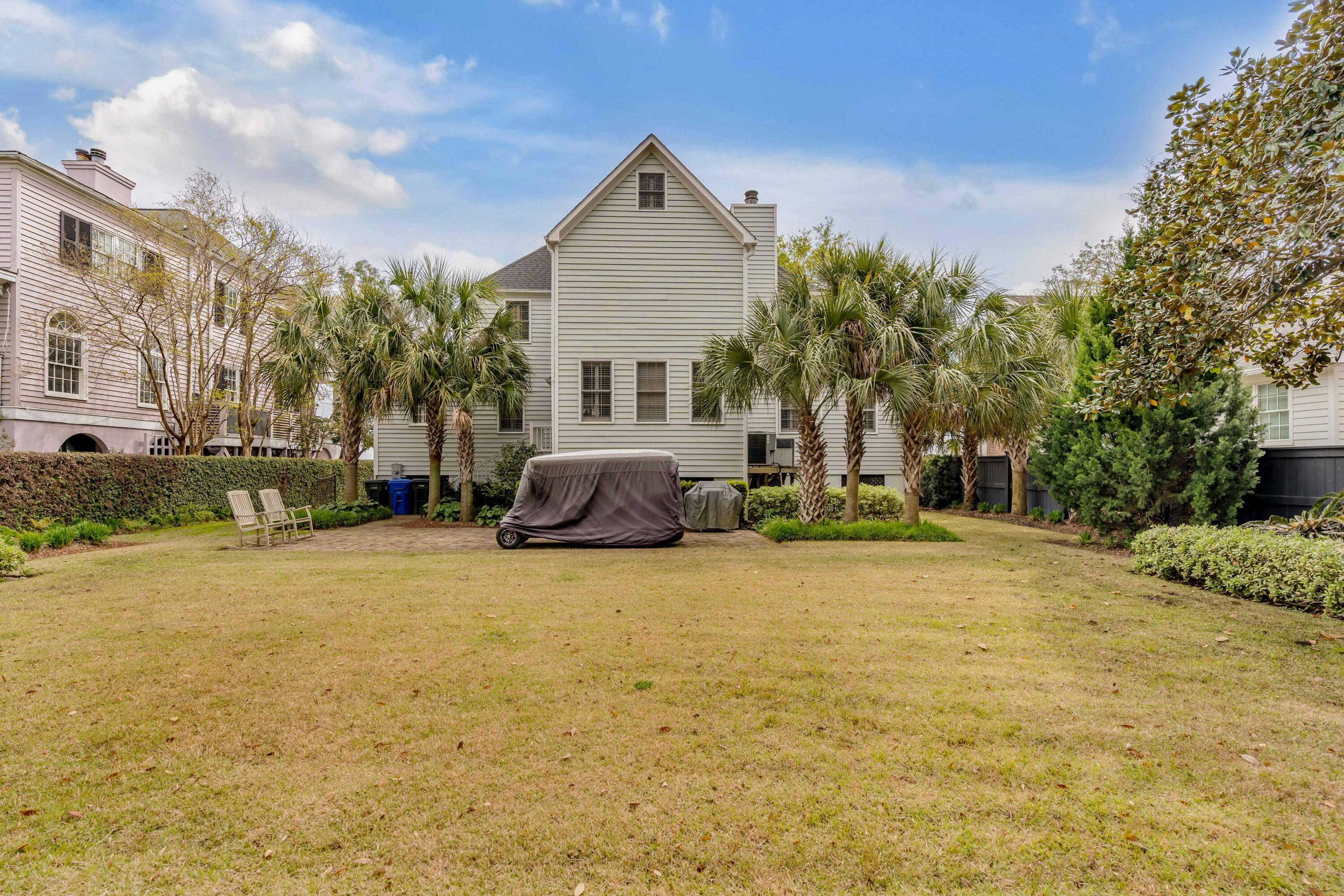 20 Murray Boulevard Charleston, SC 29401 - Photo 35 of 42 Backyard
