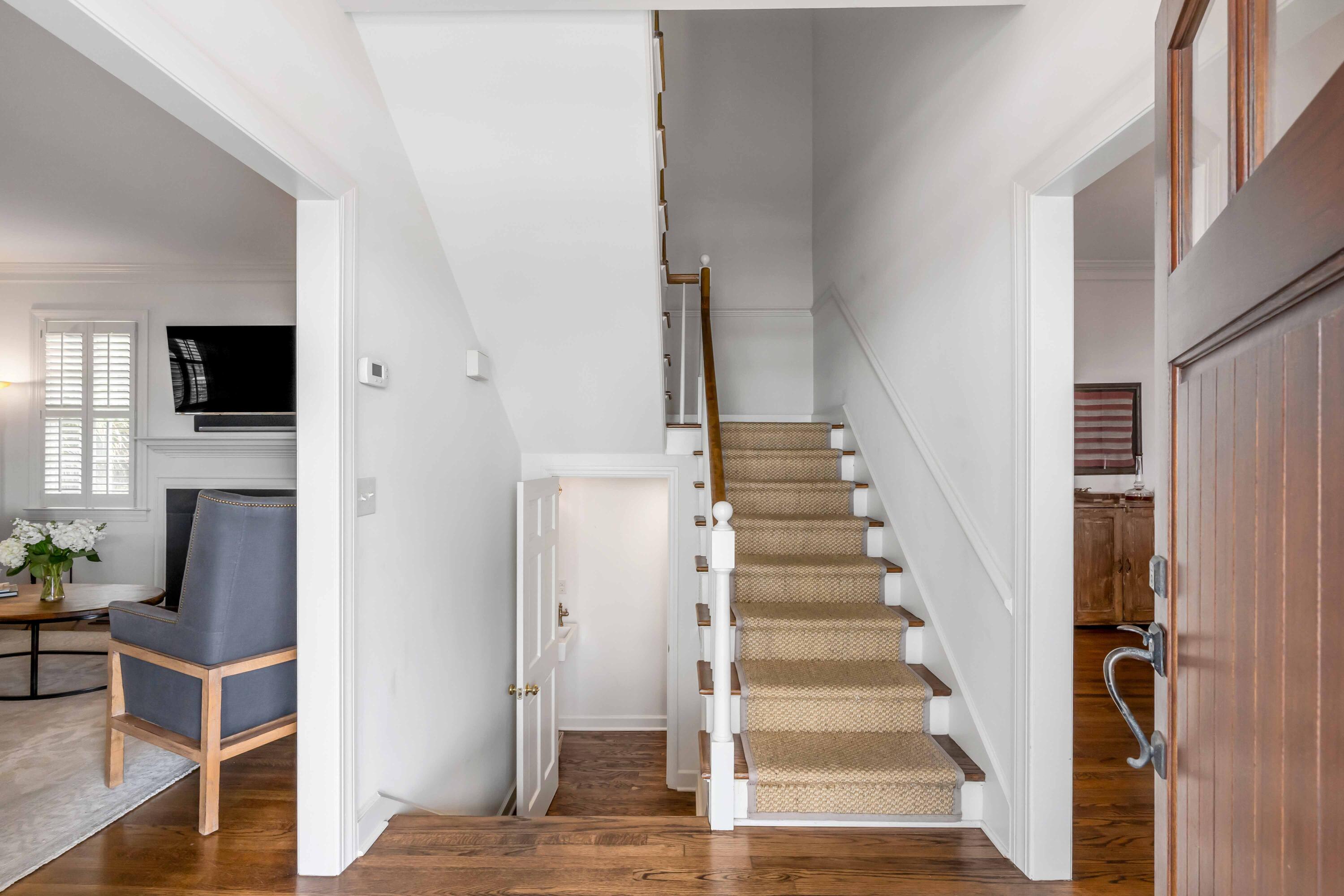 20 Murray Boulevard Charleston, SC 29401 - Photo 5 of 42 Entry Foyer