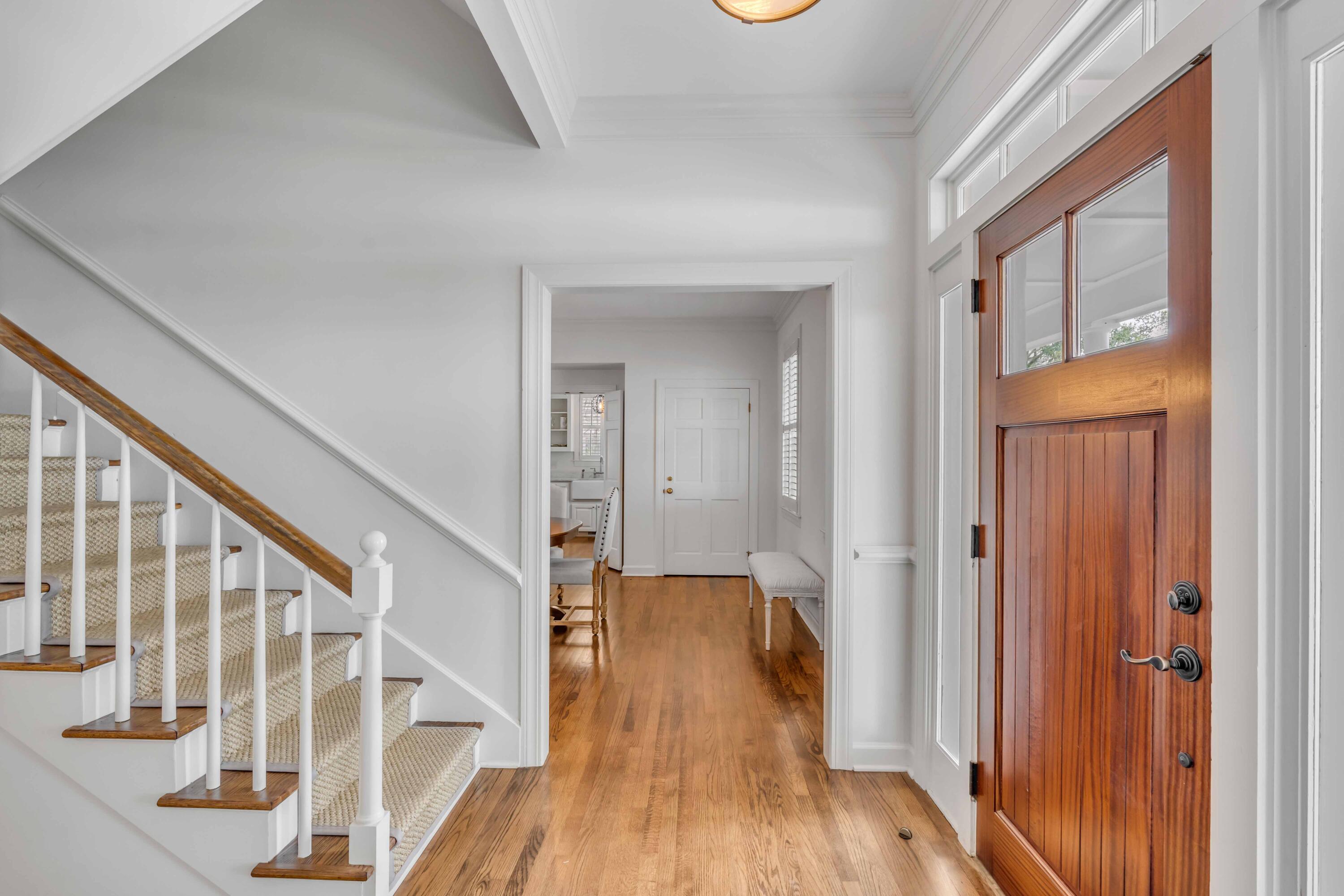 20 Murray Boulevard Charleston, SC 29401 - Photo 6 of 42 Entry Foyer