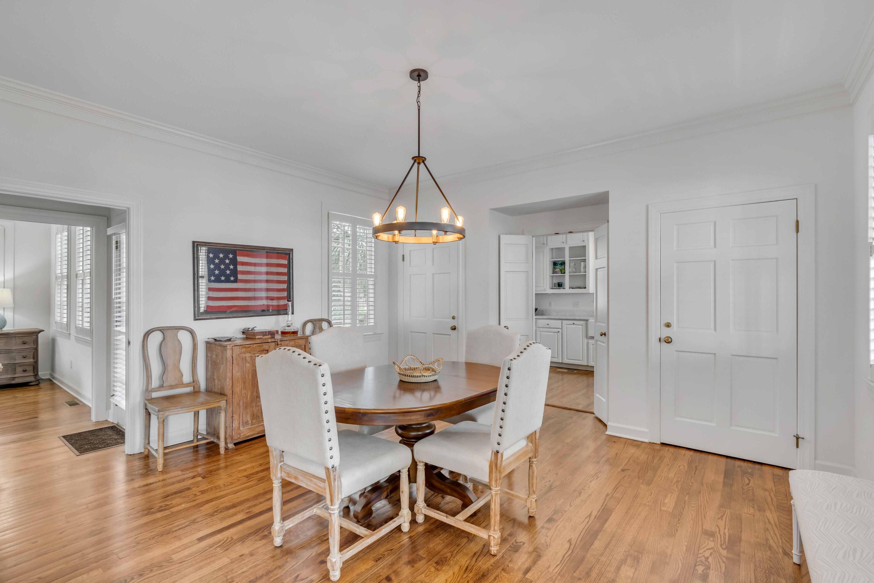 20 Murray Boulevard Charleston, SC 29401 - Photo 10 of 42 Formal Dining Room
