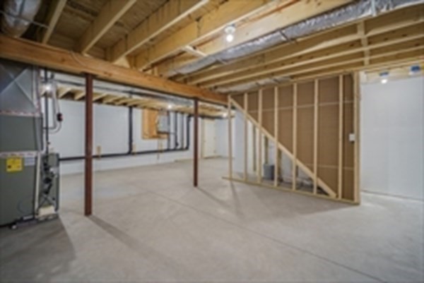 16 Ivan Springfield, MA 01104 - Photo 19 of 27 a view of an empty room