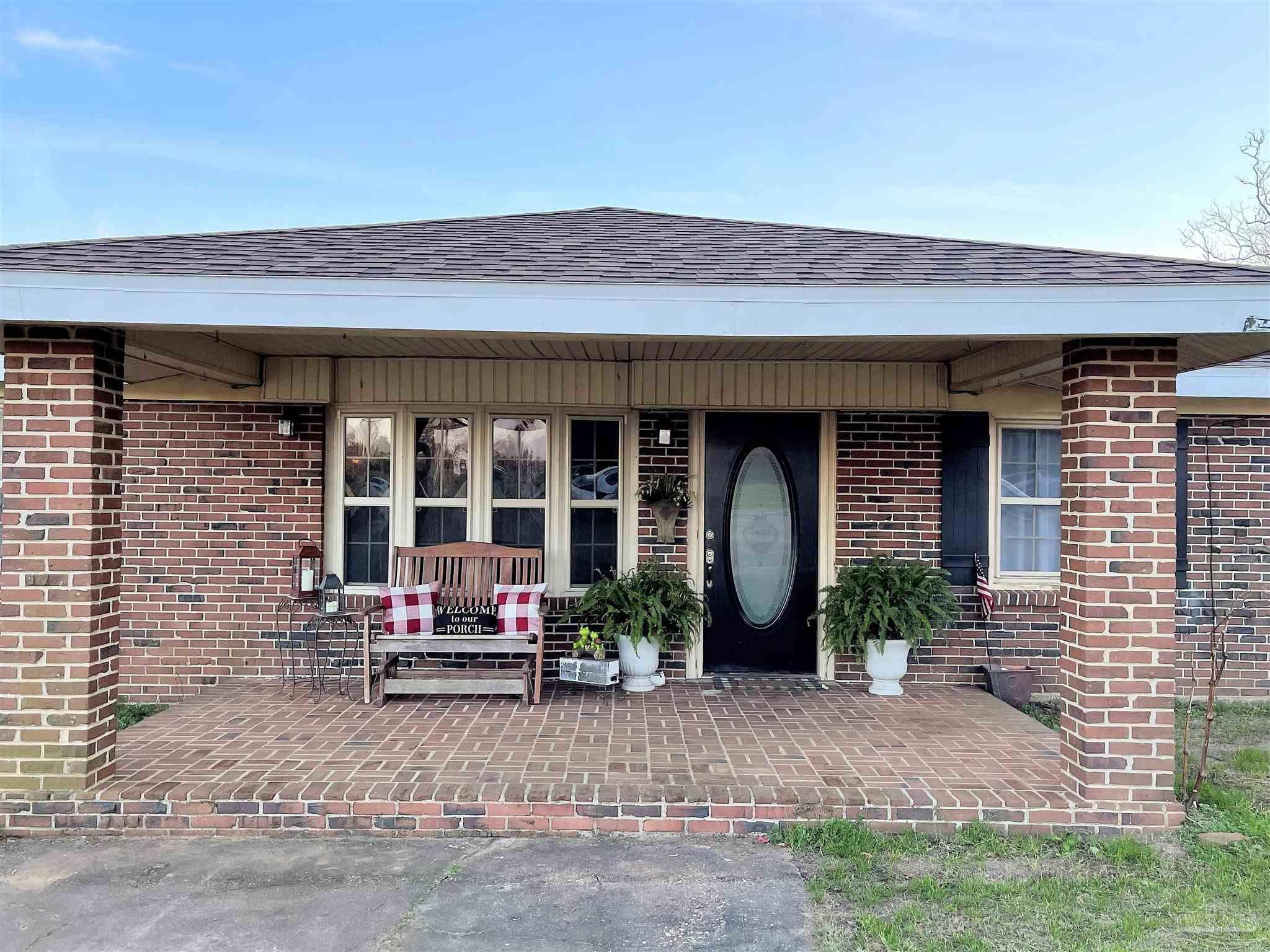 3903 Nowling Road Jay, FL 32565 - Photo 2 of 30 Gallery Image 2