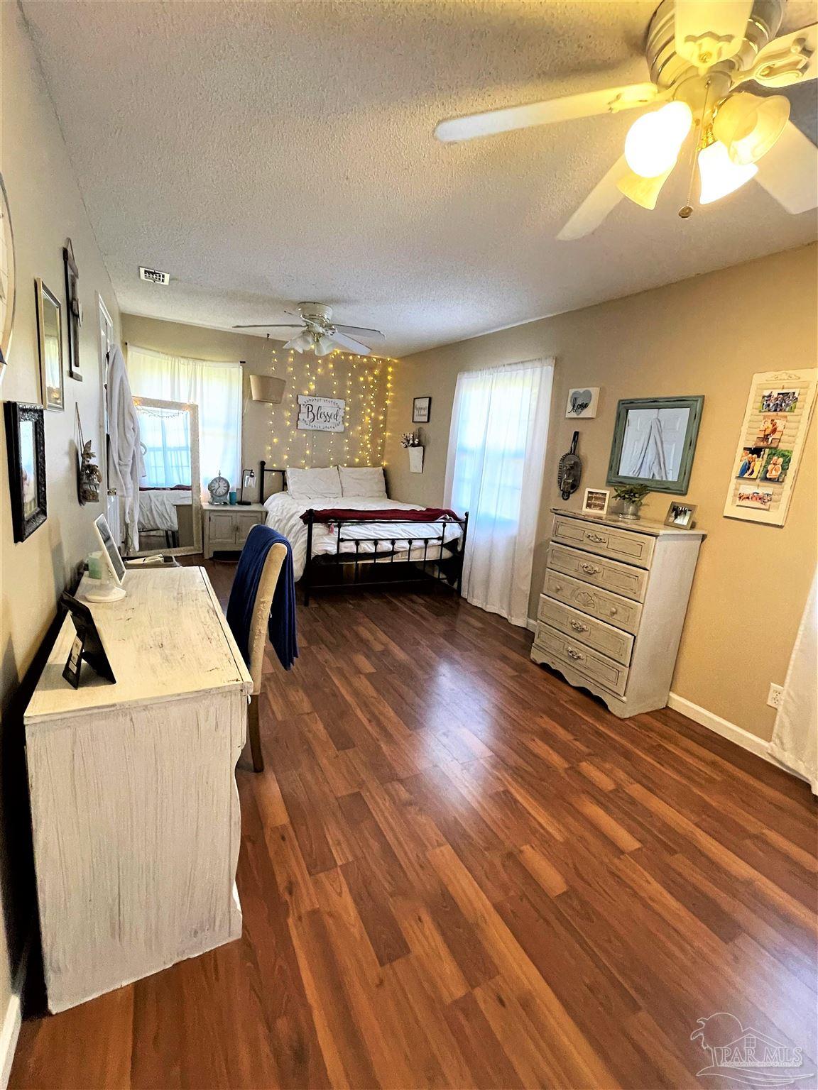 3903 Nowling Road Jay, FL 32565 - Photo 9 of 30 Gallery Image 9