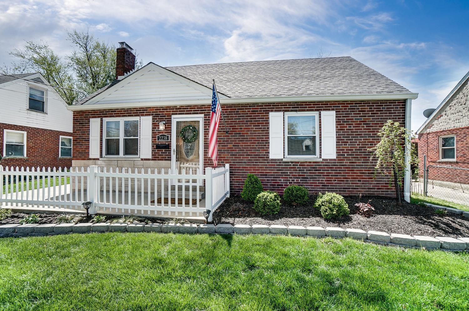 2238 Hunt Road Reading, OH 45215 - Photo 1 of 41