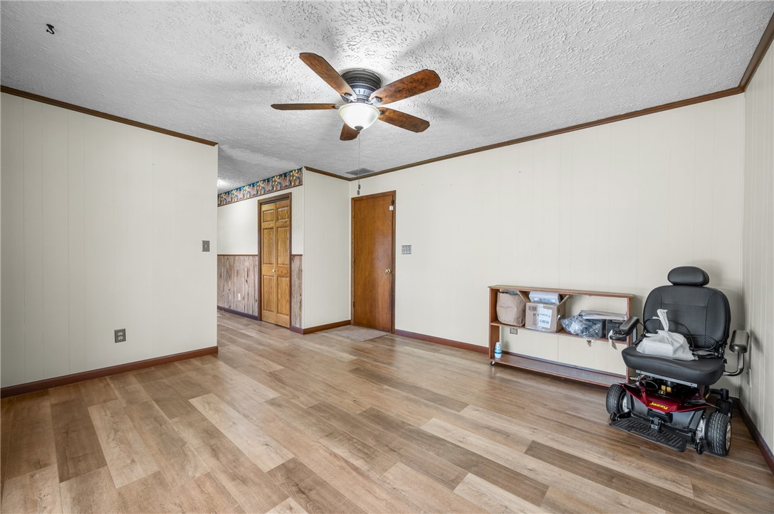 148 East Steidl Road Paris, IL 61944 - Photo 8 of 32
