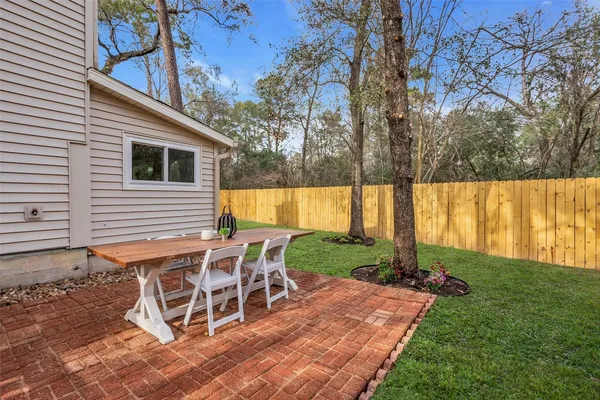 $442,000 | 1810 North Red Cedar Circle, The Woodlands, TX 77380
