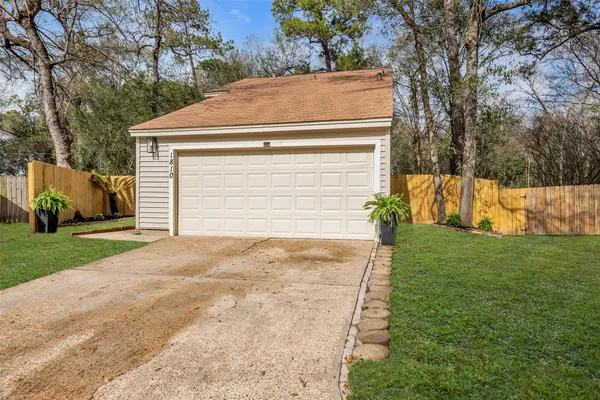 $442,000 | 1810 North Red Cedar Circle, The Woodlands, TX 77380