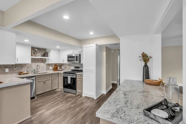 $442,000 | 1810 North Red Cedar Circle, The Woodlands, TX 77380