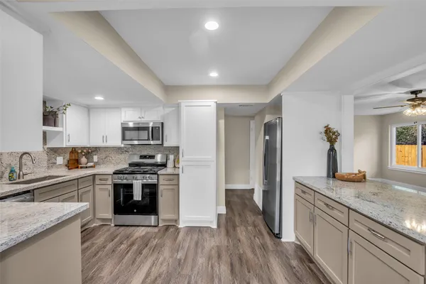 $442,000 | 1810 North Red Cedar Circle, The Woodlands, TX 77380