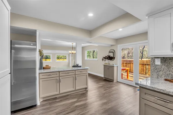 $442,000 | 1810 North Red Cedar Circle, The Woodlands, TX 77380